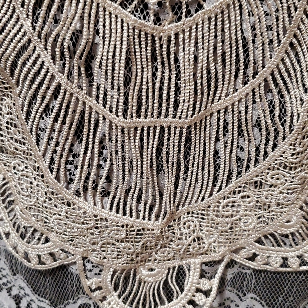Daytrip Lace Embellished Boho Top NWOT - Picture 8 of 13
